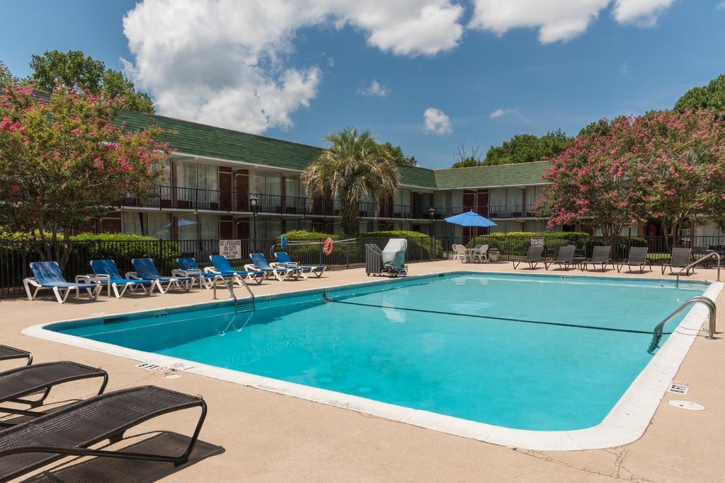 North Charleston Inn Exterior photo
